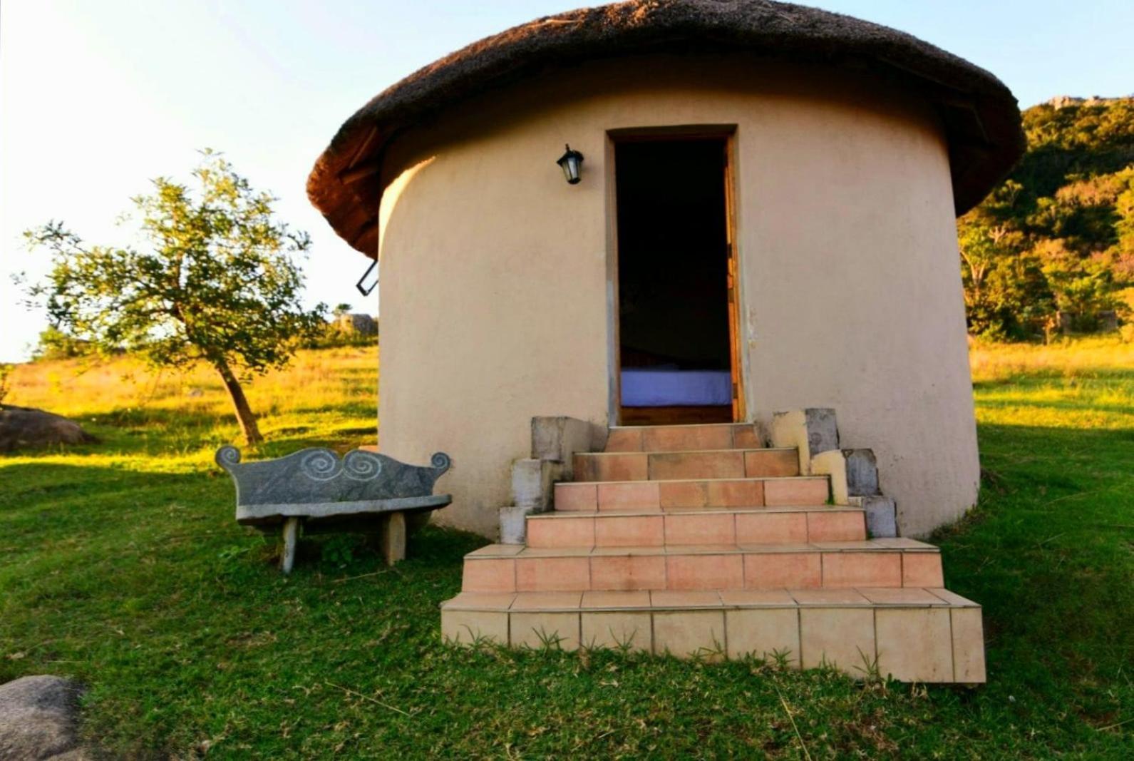Гостьовий будинок Sobantu Guest Farm Piggs Peak Екстер'єр фото